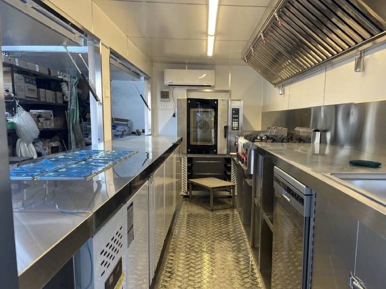 Container-Kitchen-Design